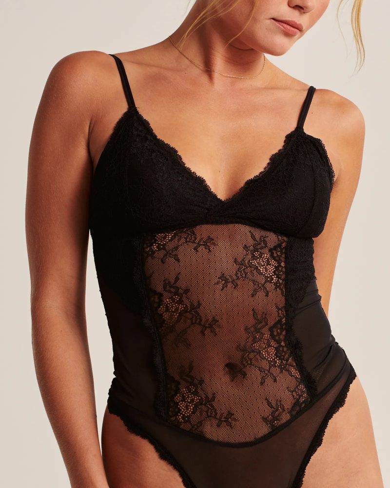 Abercrombie & Fitch SS 2021 — Brooke Perry #5