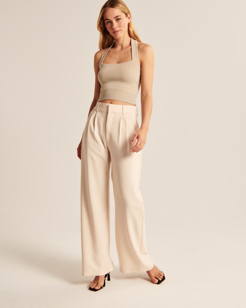 Abercrombie & Fitch SS 2022 — Caroline Kelley #23