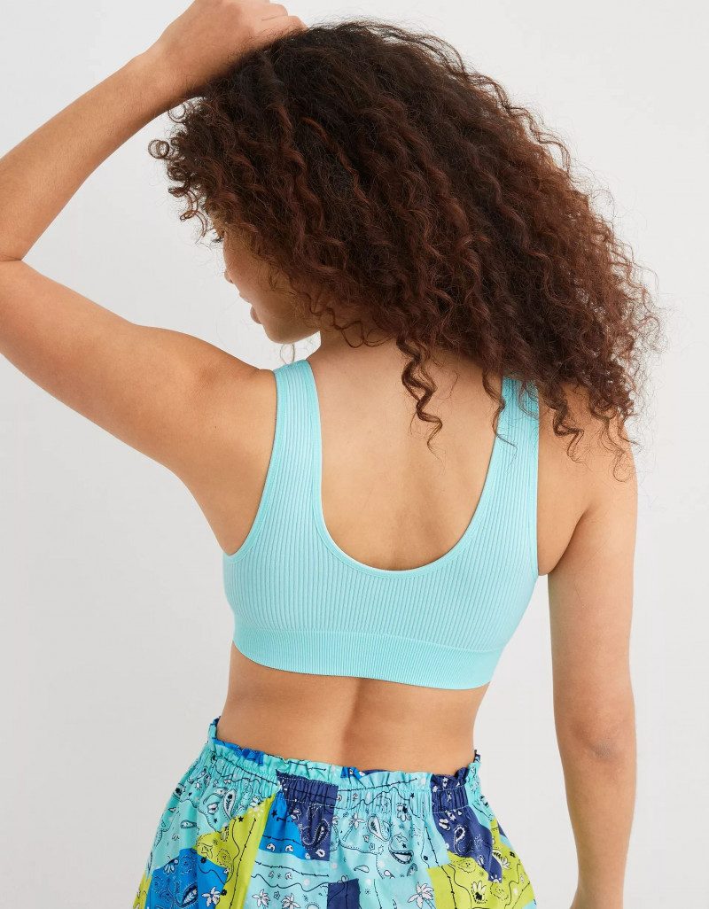 Aerie FW 2023 — Quinn Strange #17