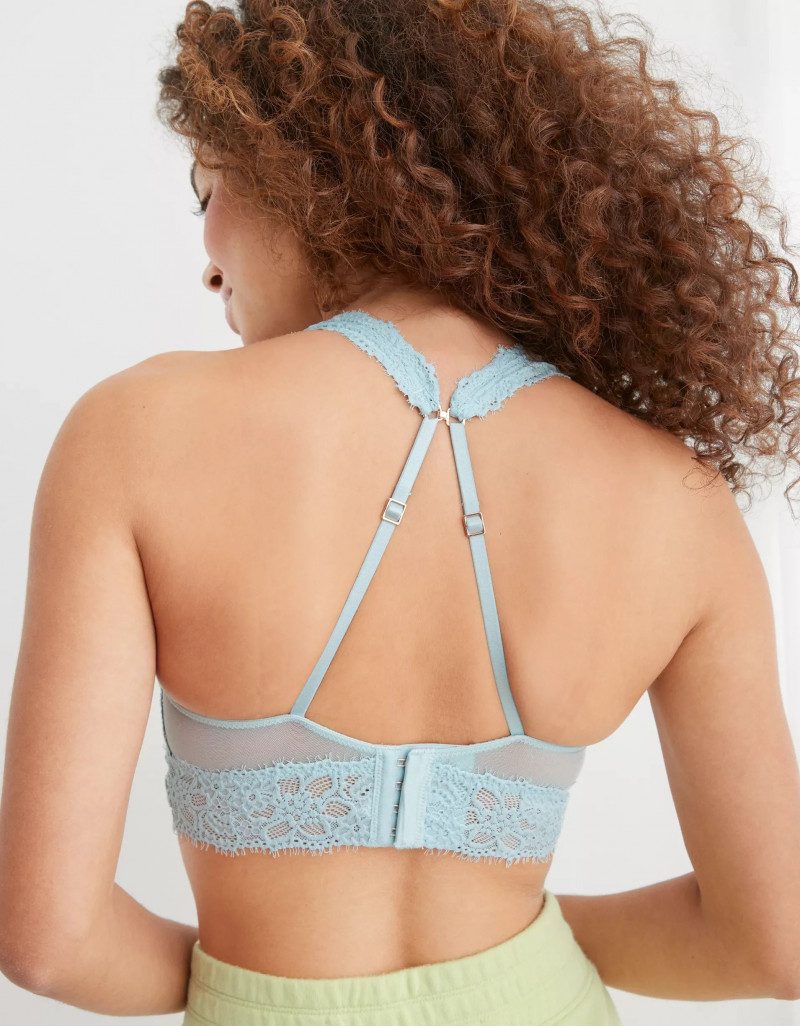 Aerie FW 2023 — Quinn Strange #23
