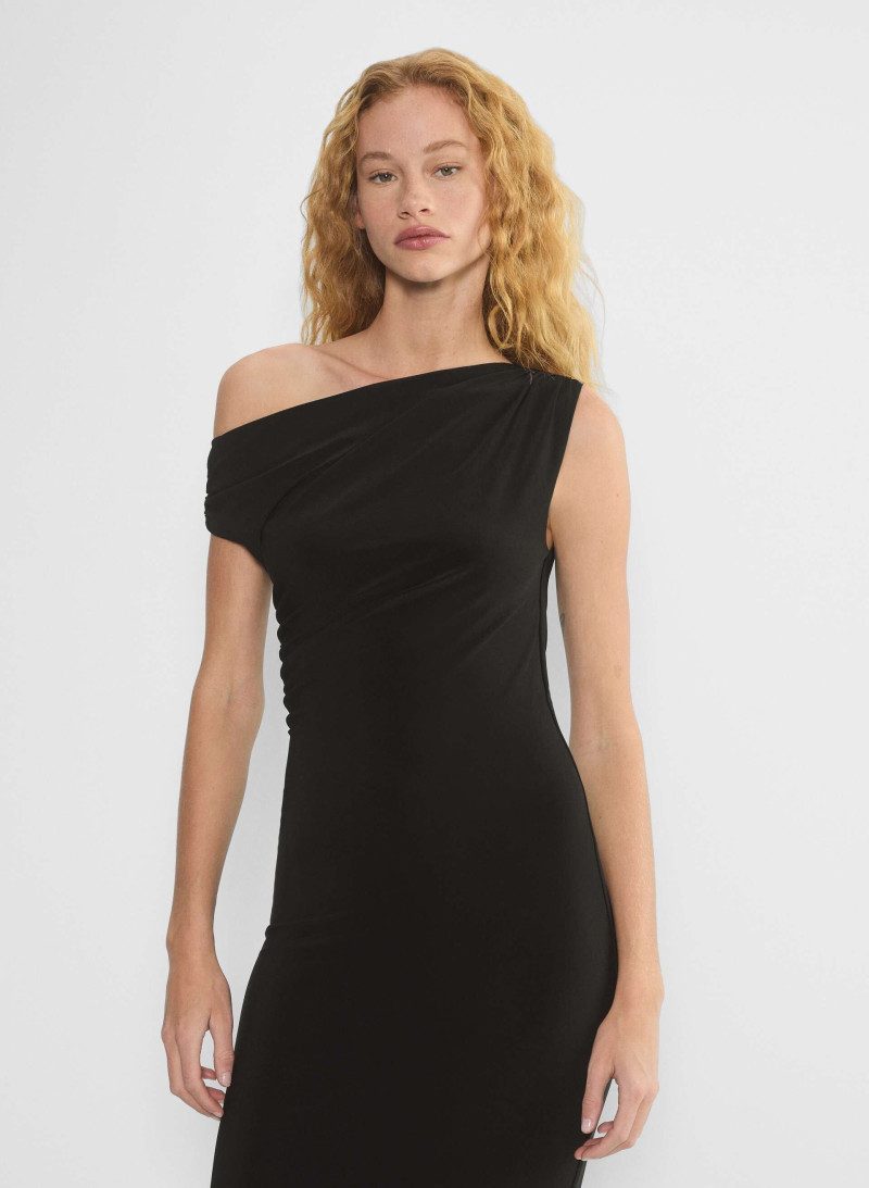 Aritzia SS 2025 — Tess Summer Carter #43