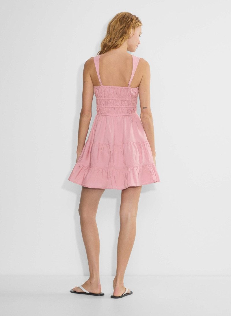 Aritzia SS 2025 — Tess Summer Carter #100