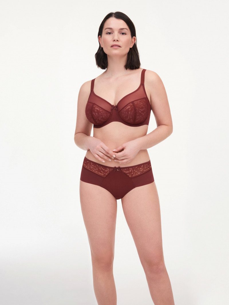 Chantelle FW 2022 — Sabrina Laporte #14