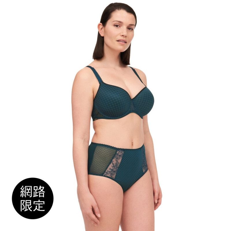 Chantelle FW 2022 — Sabrina Laporte #31