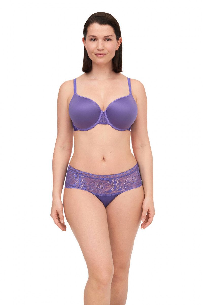 Chantelle FW 2022 — Sabrina Laporte #39