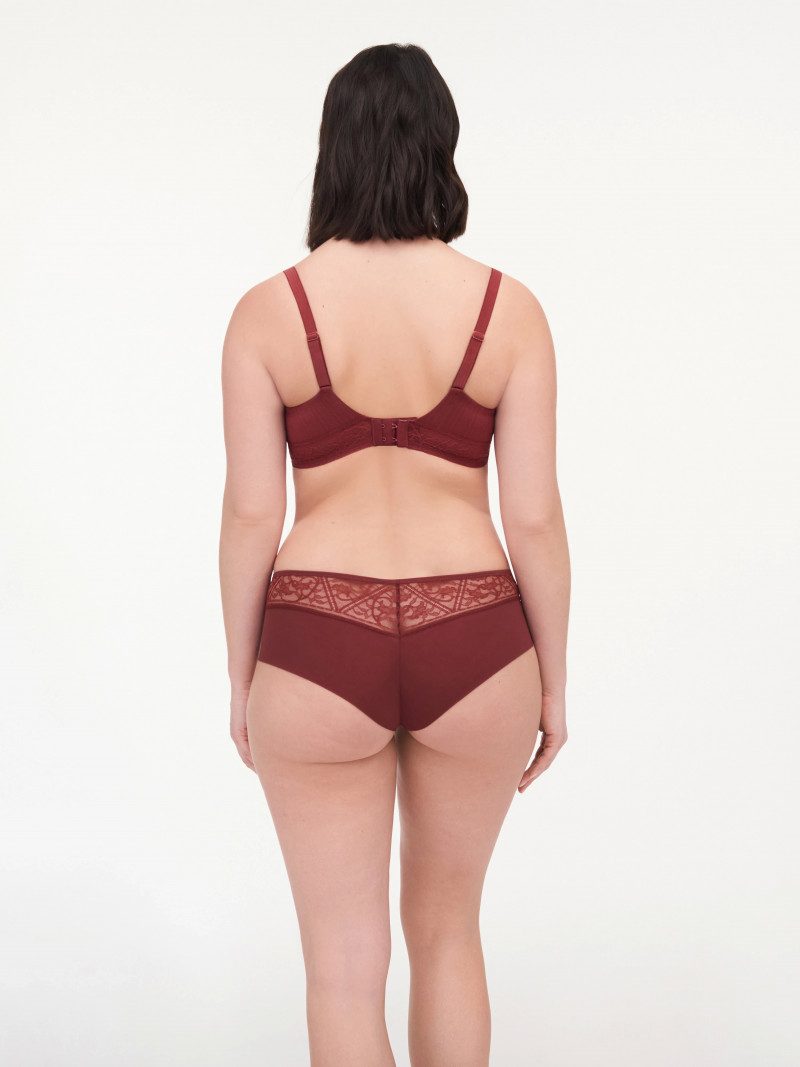 Chantelle FW 2022 — Sabrina Laporte #27