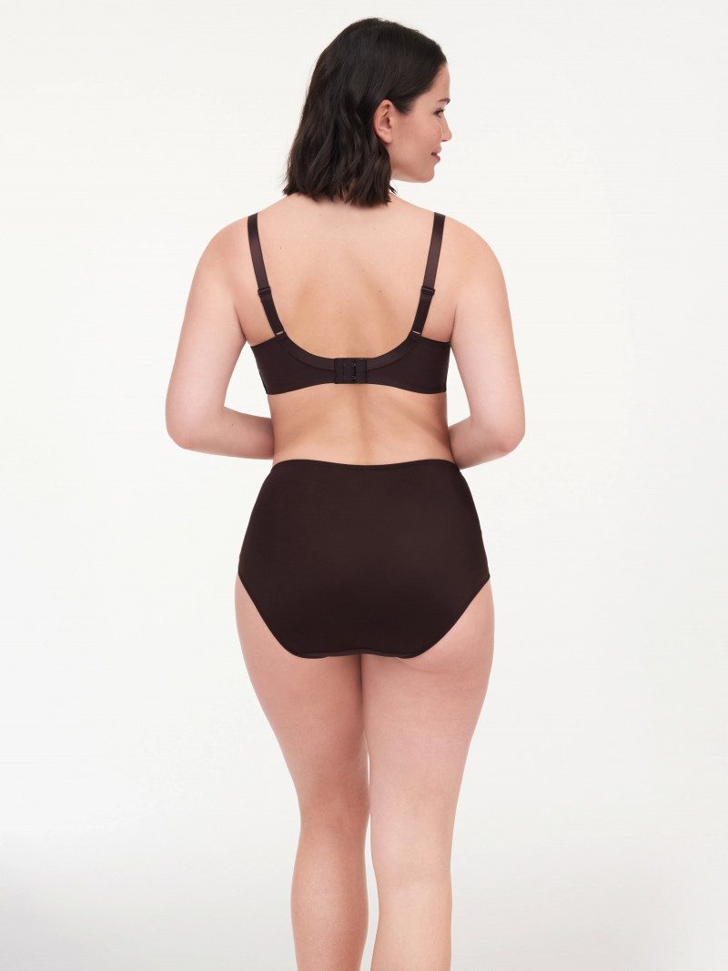 Chantelle FW 2022 — Sabrina Laporte #28