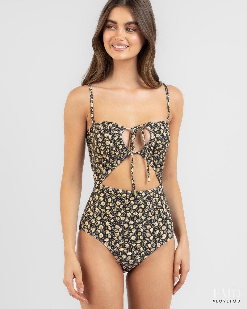 City Beach Australia FW 2022 — Cate Collins #87