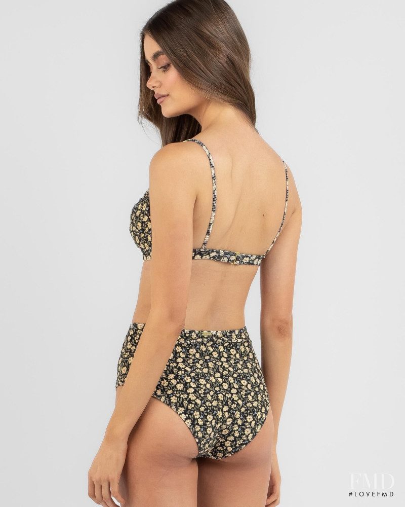 City Beach Australia FW 2022 — Cate Collins #77