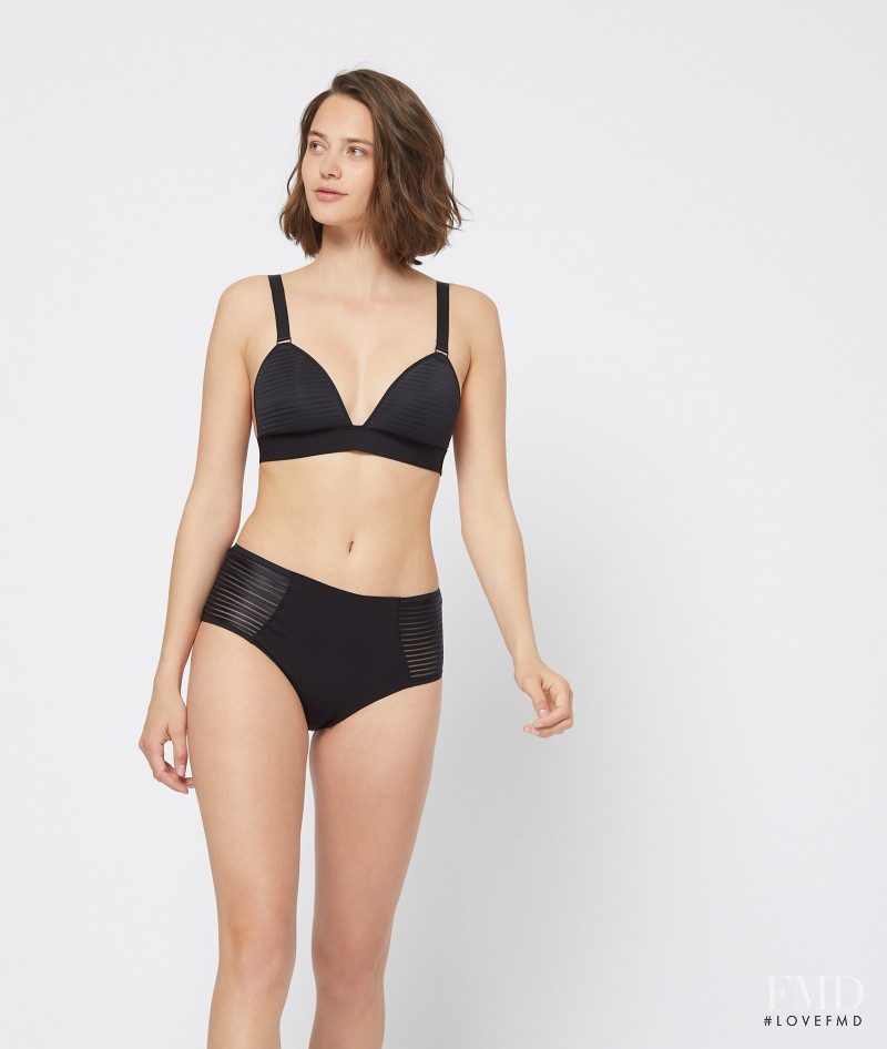 Etam FW 2020 — Joy van der Eecken #19