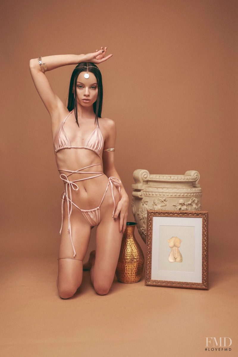 Ethereal Woman FW 2021 — Liora Lapointe #12