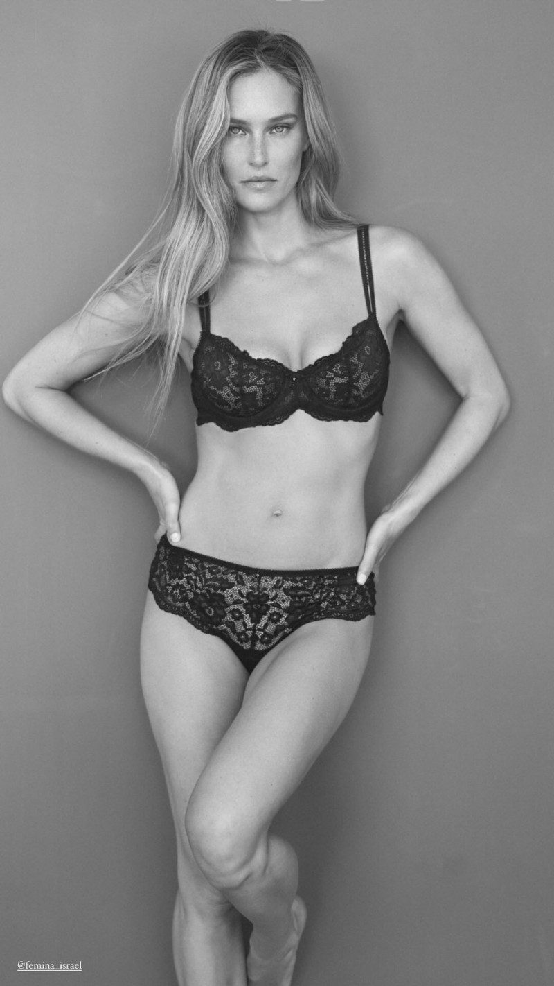 Femina Israel FW 2022 — Bar Refaeli #18