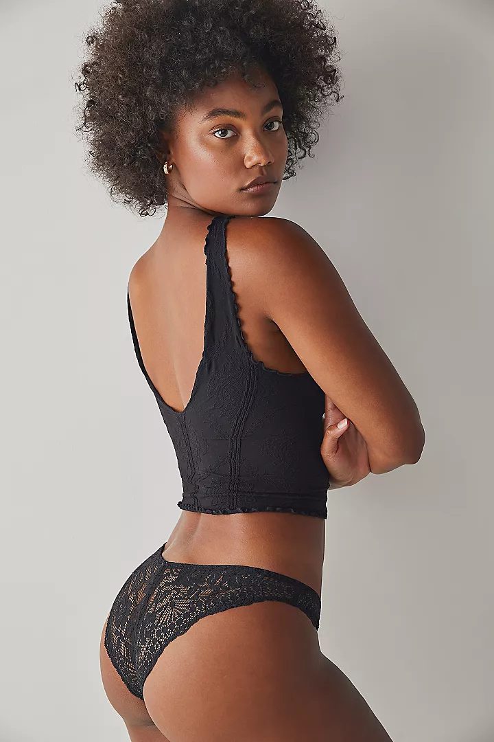 Free People FW 2022 — Ange-Marie Moutambou #23