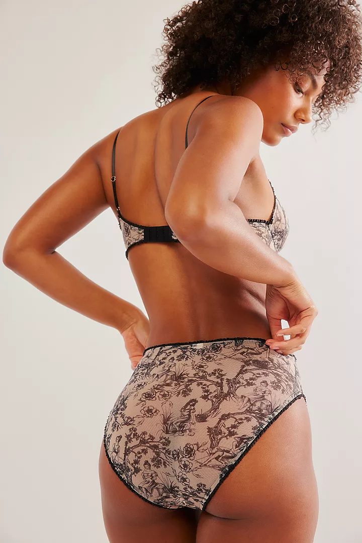 Free People FW 2023 — Ange-Marie Moutambou #4