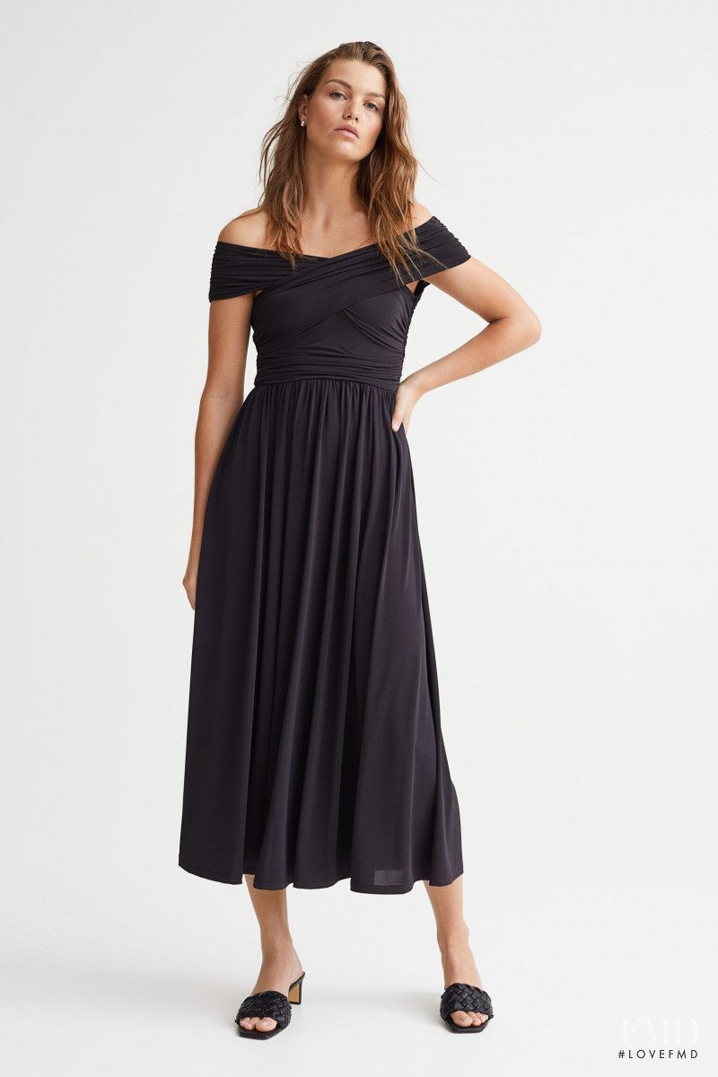 H&M SS 2022 — Luna Bijl #33