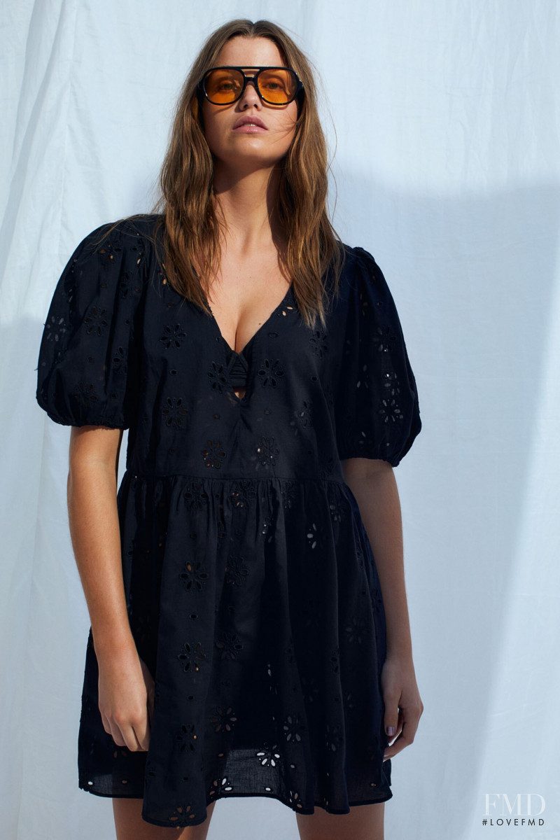 H&M SS 2022 — Luna Bijl #24