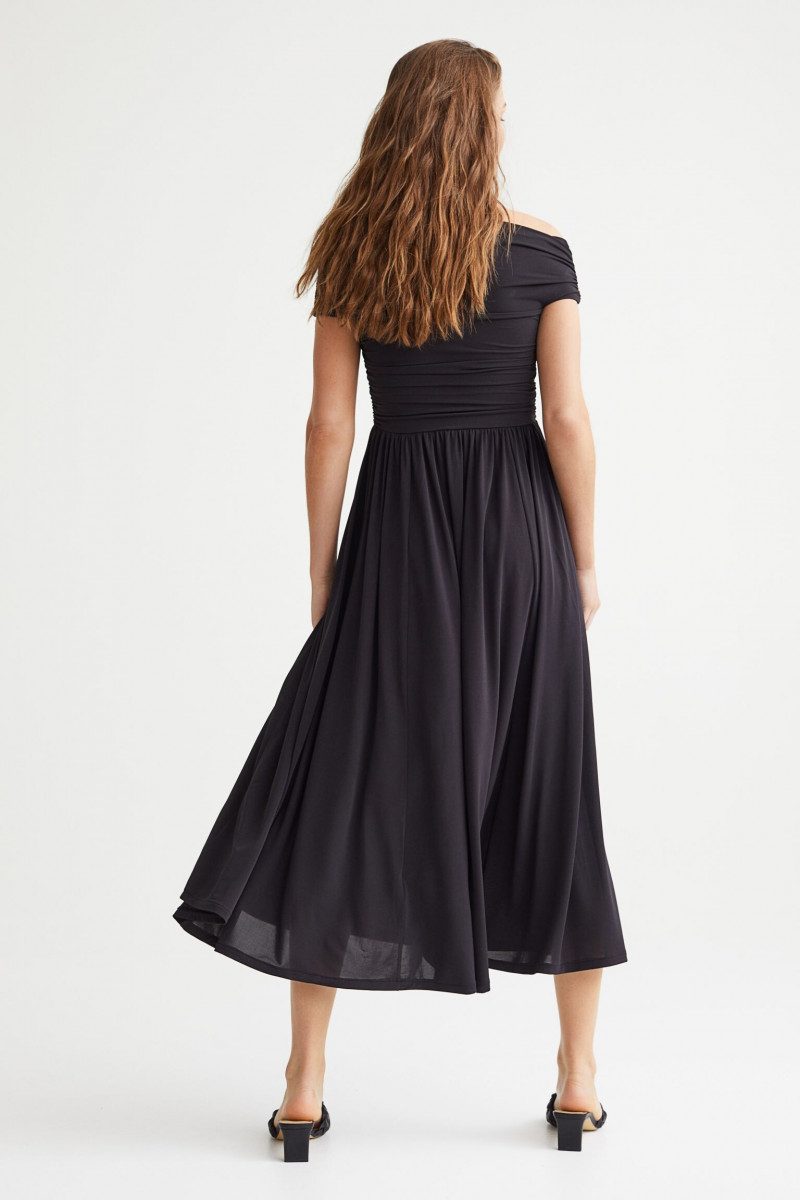 H&M SS 2022 — Luna Bijl #38