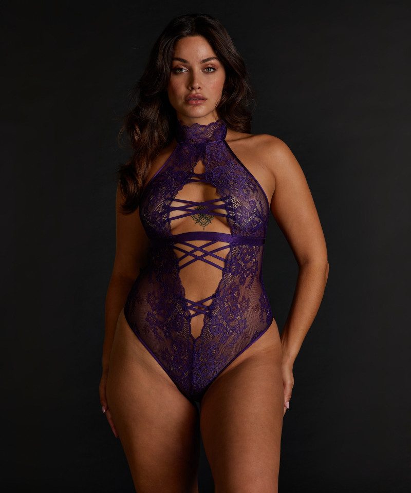 Hunkemoller FW 2022 — Mishka Ivana Anic #4