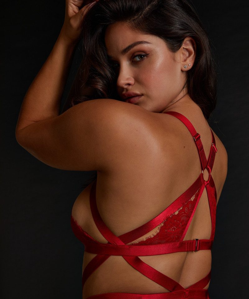 Hunkemoller FW 2022 — Mishka Ivana Anic #10