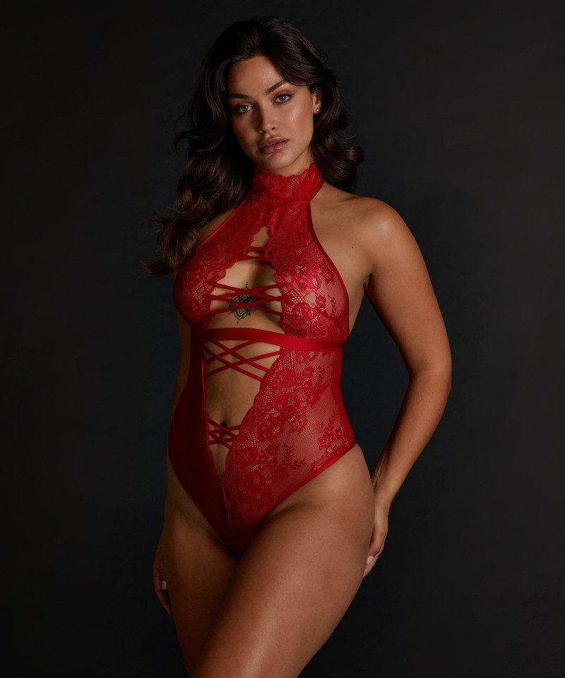 Hunkemoller FW 2022 — Mishka Ivana Anic #23