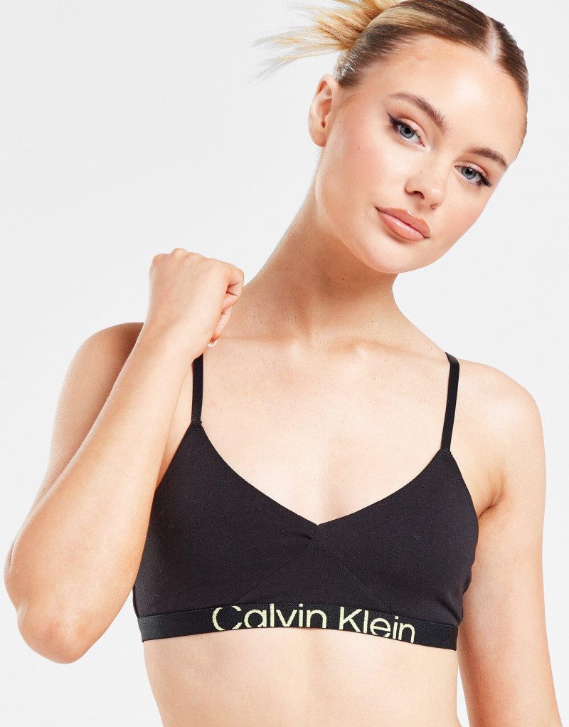 JD Sports FW 2025 — Yasmin Bennett Amelia #28