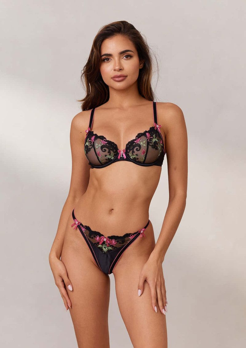 Lounge SS 2024 — Leidy Amelia Labrador #13