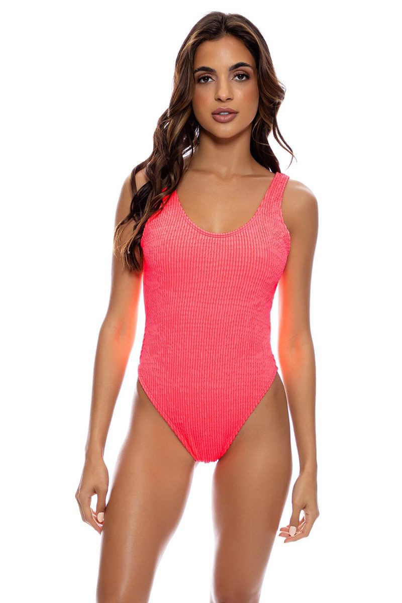 Luli Fama SS 2021 — Leidy Amelia Labrador #9