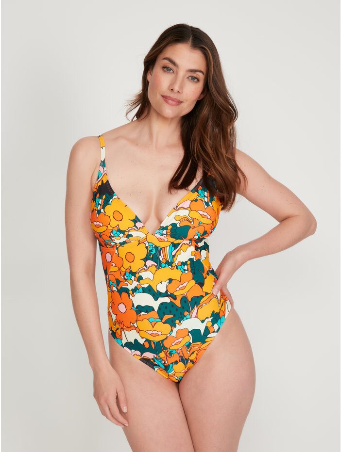 M&Co SS 2022 — Lauren Mellor #10