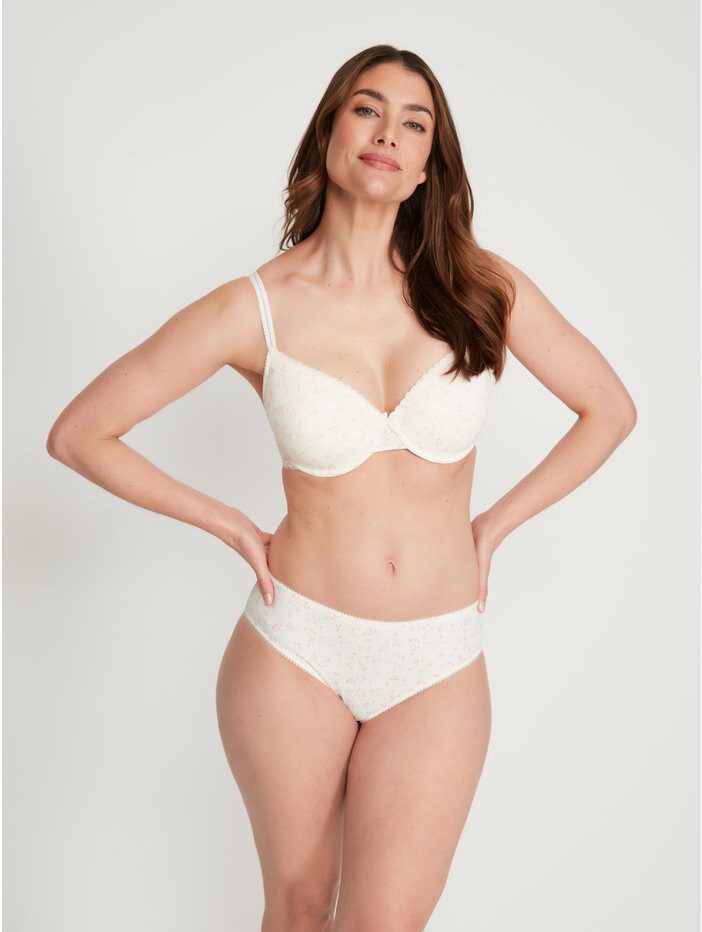 M&Co SS 2022 — Lauren Mellor #20