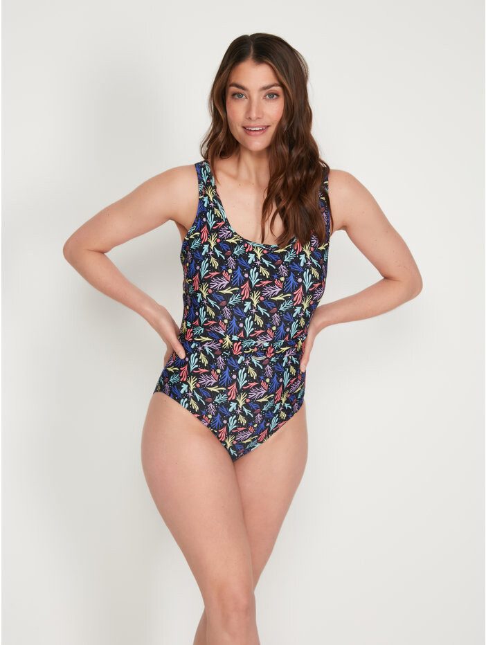 M&Co SS 2022 — Lauren Mellor #48