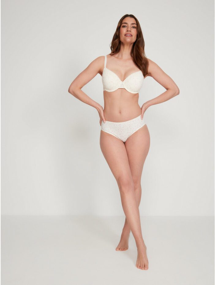 M&Co SS 2022 — Lauren Mellor #17