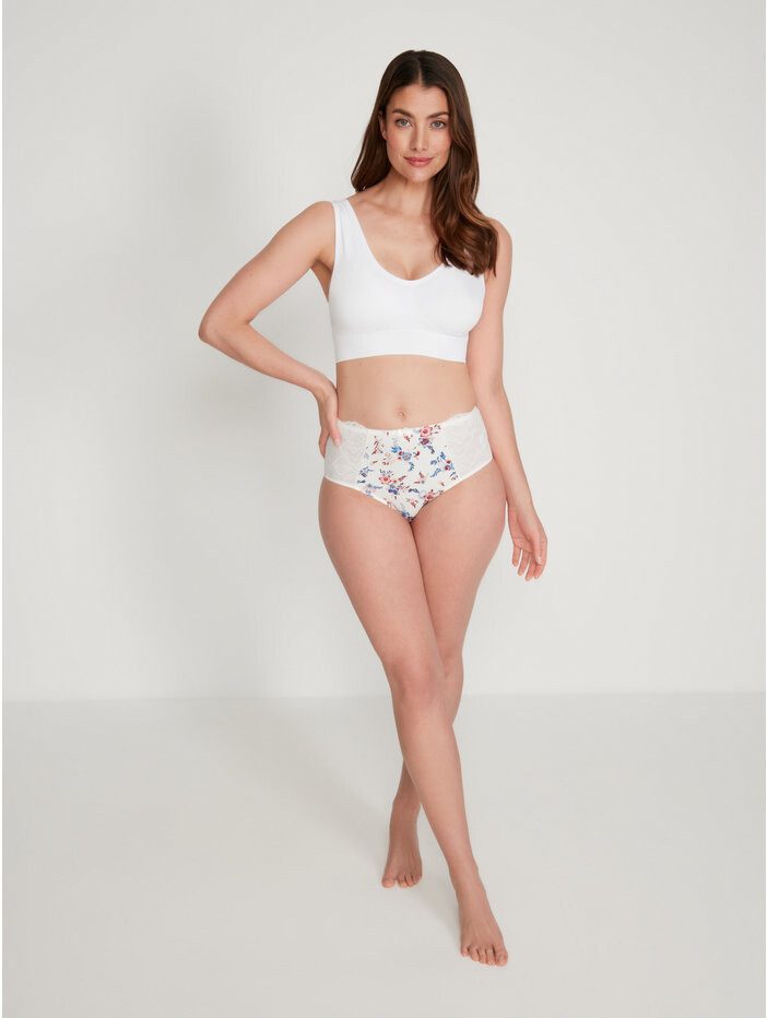 M&Co SS 2022 — Lauren Mellor #55