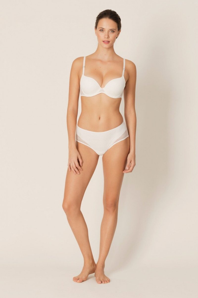Marie Jo SS 2019 — Joy van der Eecken #35