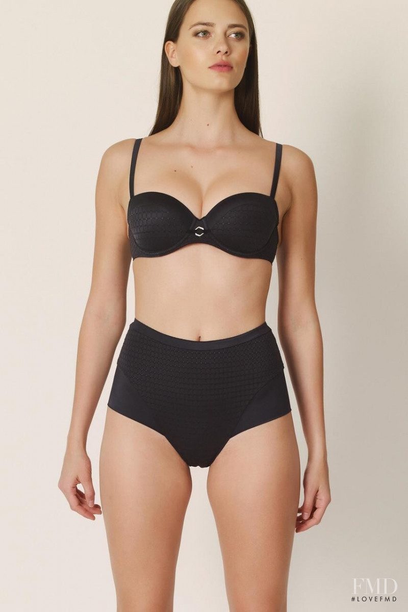 Marie Jo SS 2019 — Joy van der Eecken #61