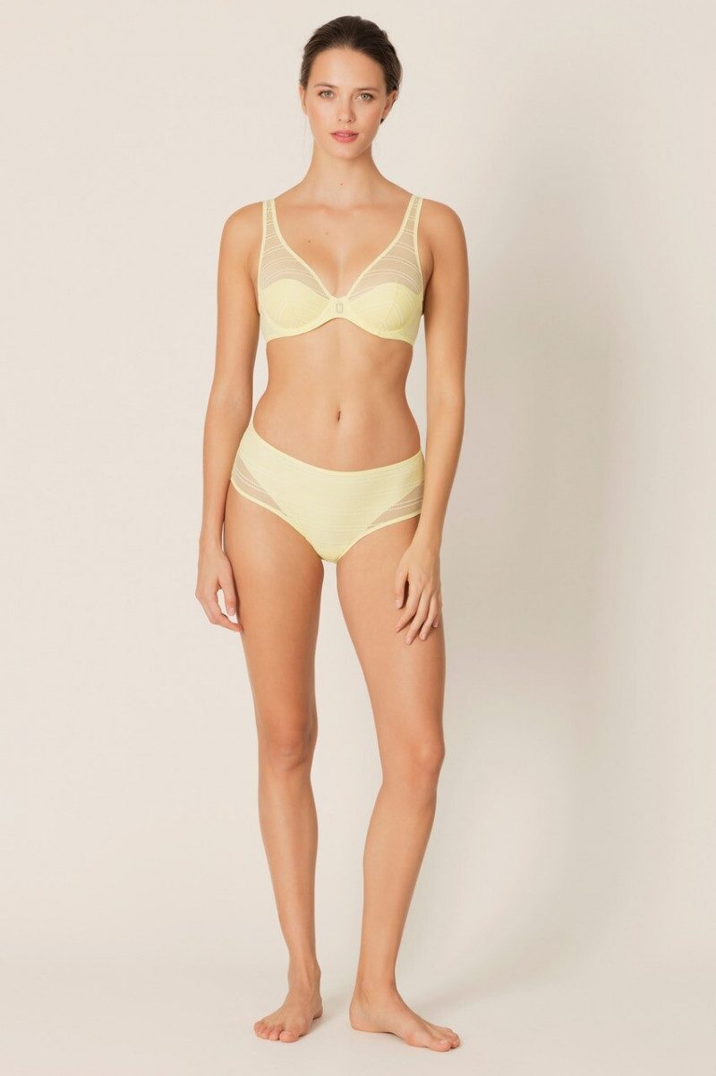 Marie Jo SS 2019 — Joy van der Eecken #42