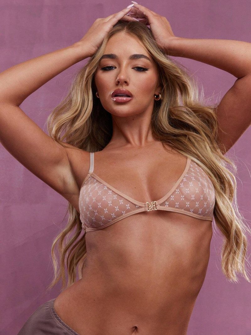 Missguided SS 2024 — Amber Jepson #23