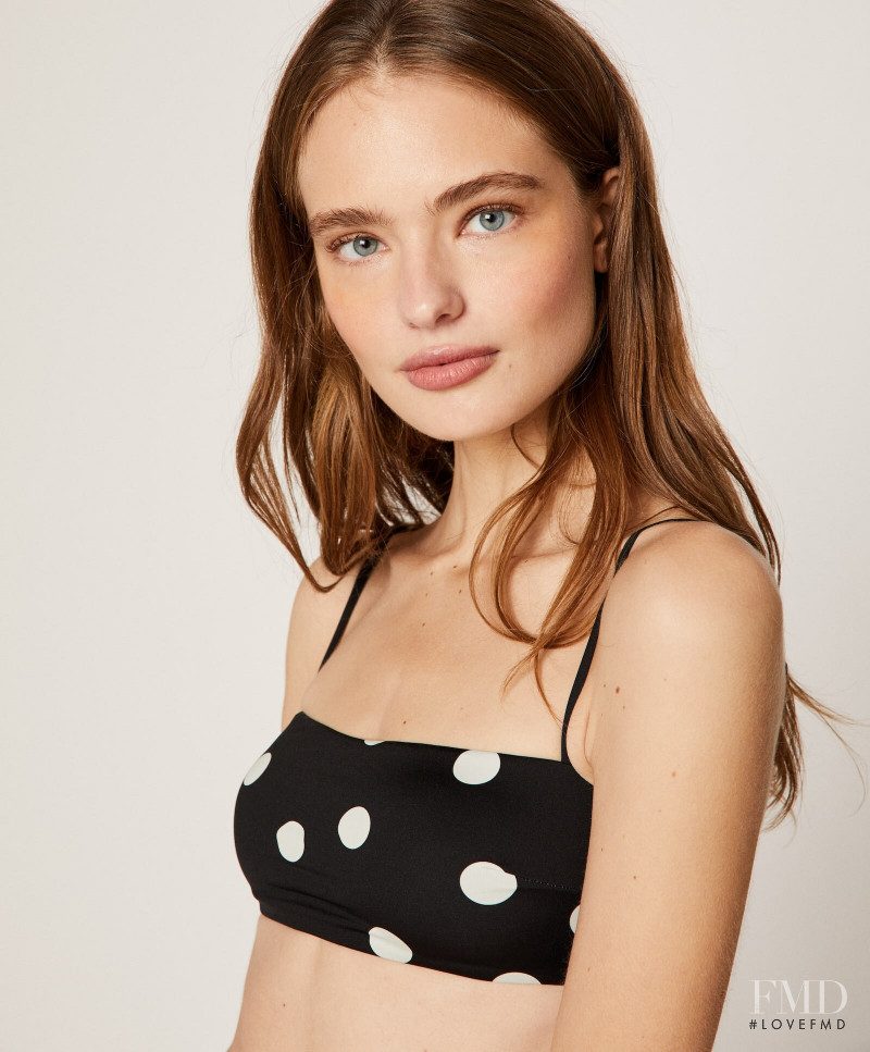 Oysho SS 2020 — Anna Mila Guyenz #34