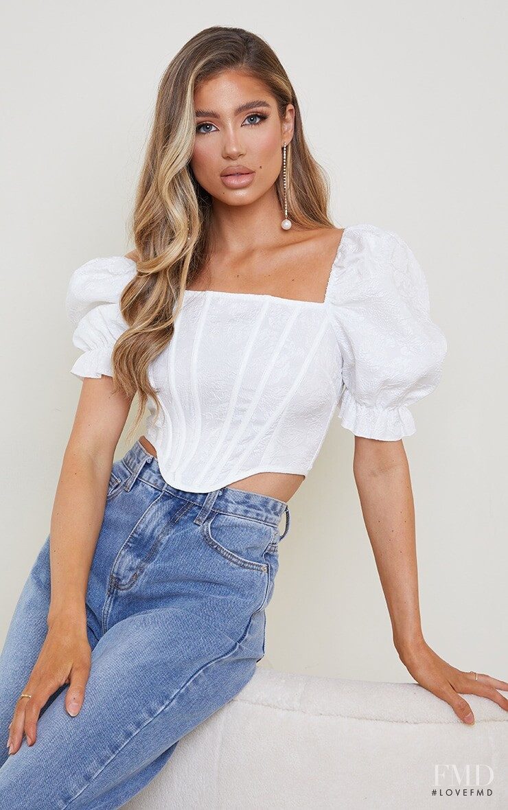 PrettyLittleThing FW 2020 — Belle Lucia #200