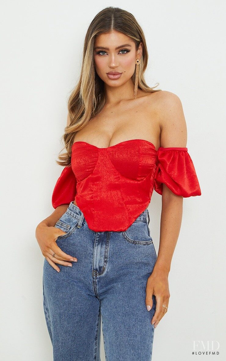 PrettyLittleThing FW 2020 — Belle Lucia #195