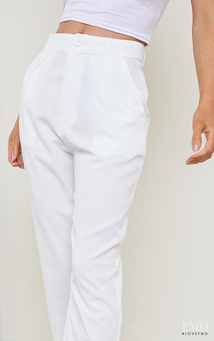 PrettyLittleThing FW 2020 — Belle Lucia #211