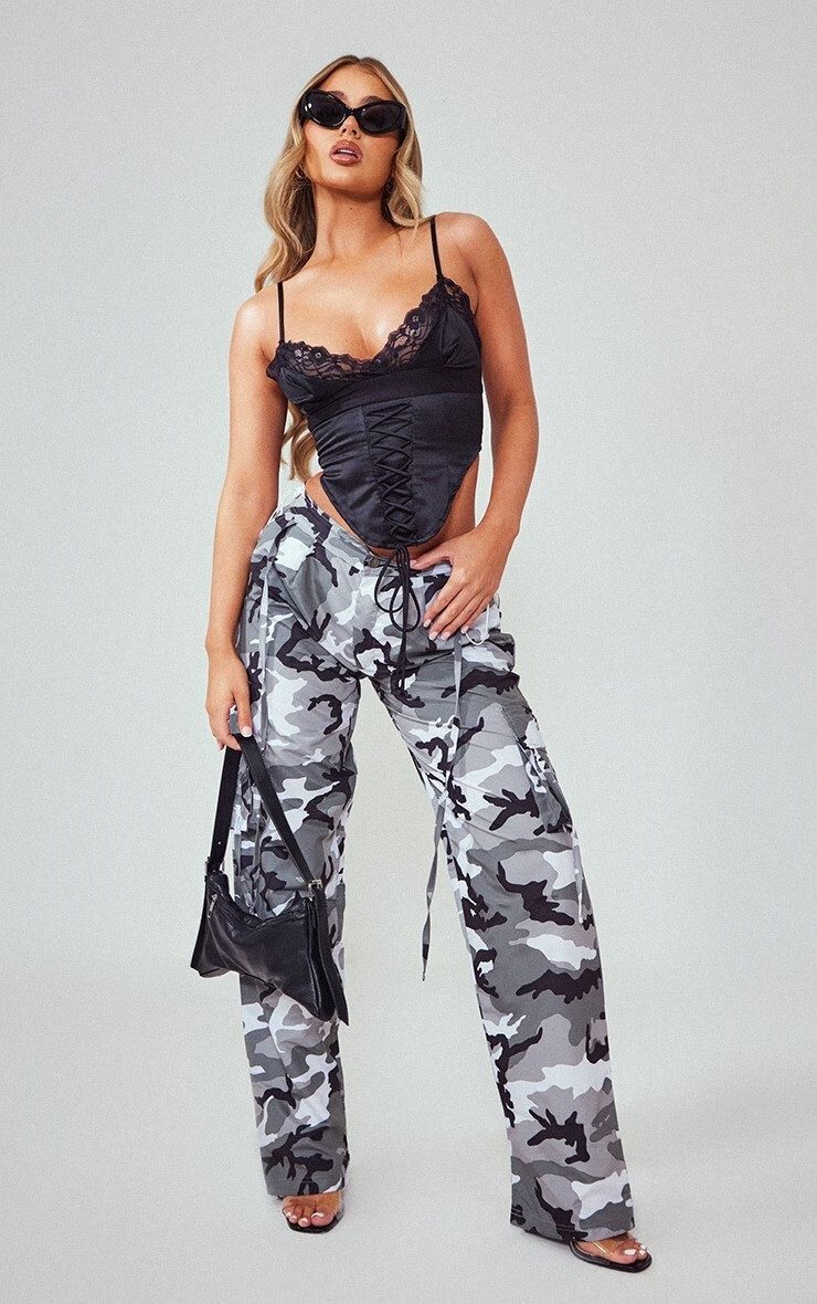 PrettyLittleThing SS 2023 — Amber Jepson #1141