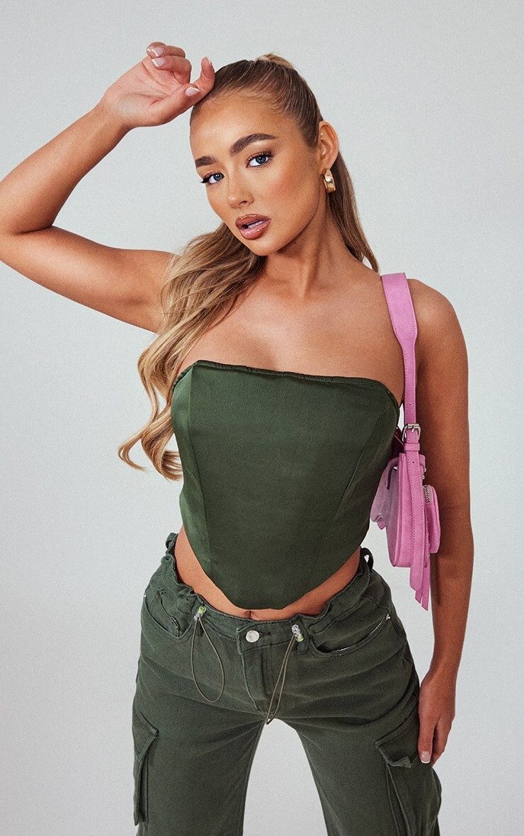 PrettyLittleThing SS 2023 — Amber Jepson #1134