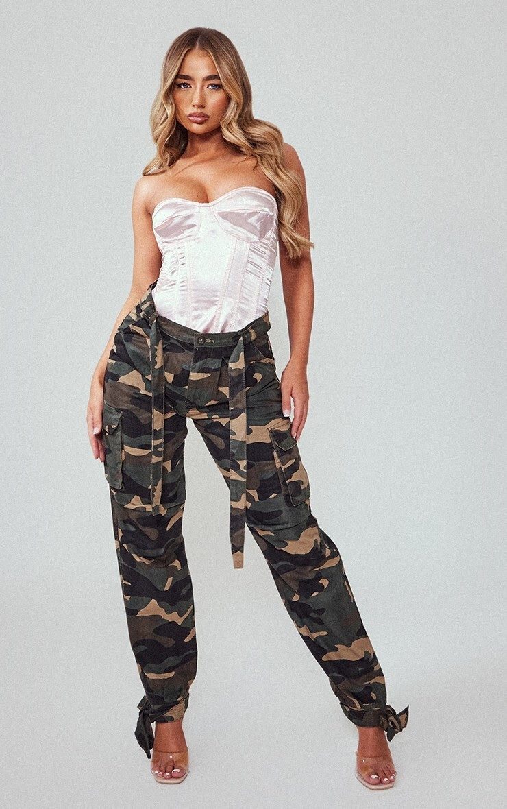 PrettyLittleThing SS 2023 — Amber Jepson #1145