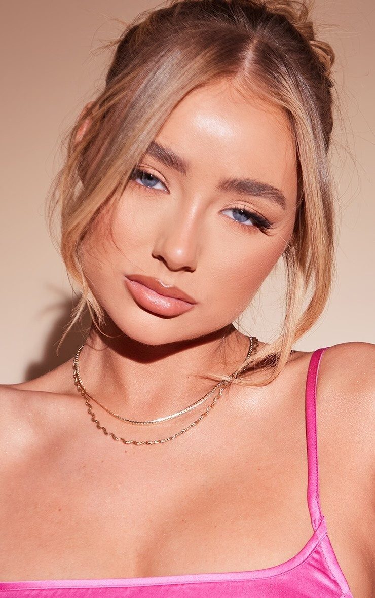 PrettyLittleThing SS 2023 — Amber Jepson #1296