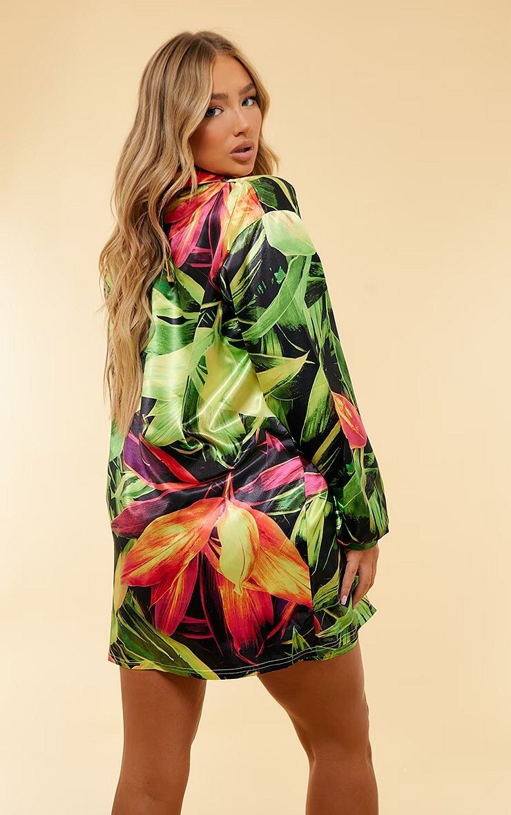 PrettyLittleThing SS 2023 — Amber Jepson #916