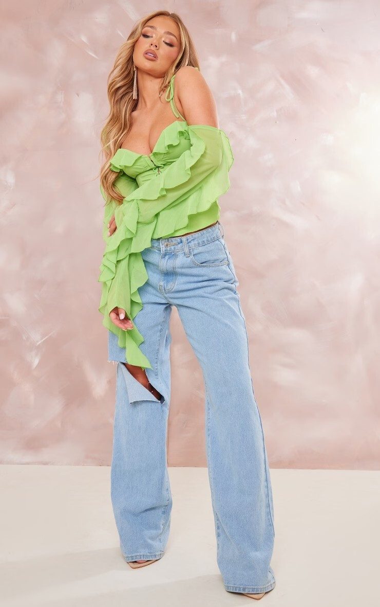 PrettyLittleThing SS 2023 — Amber Jepson #459