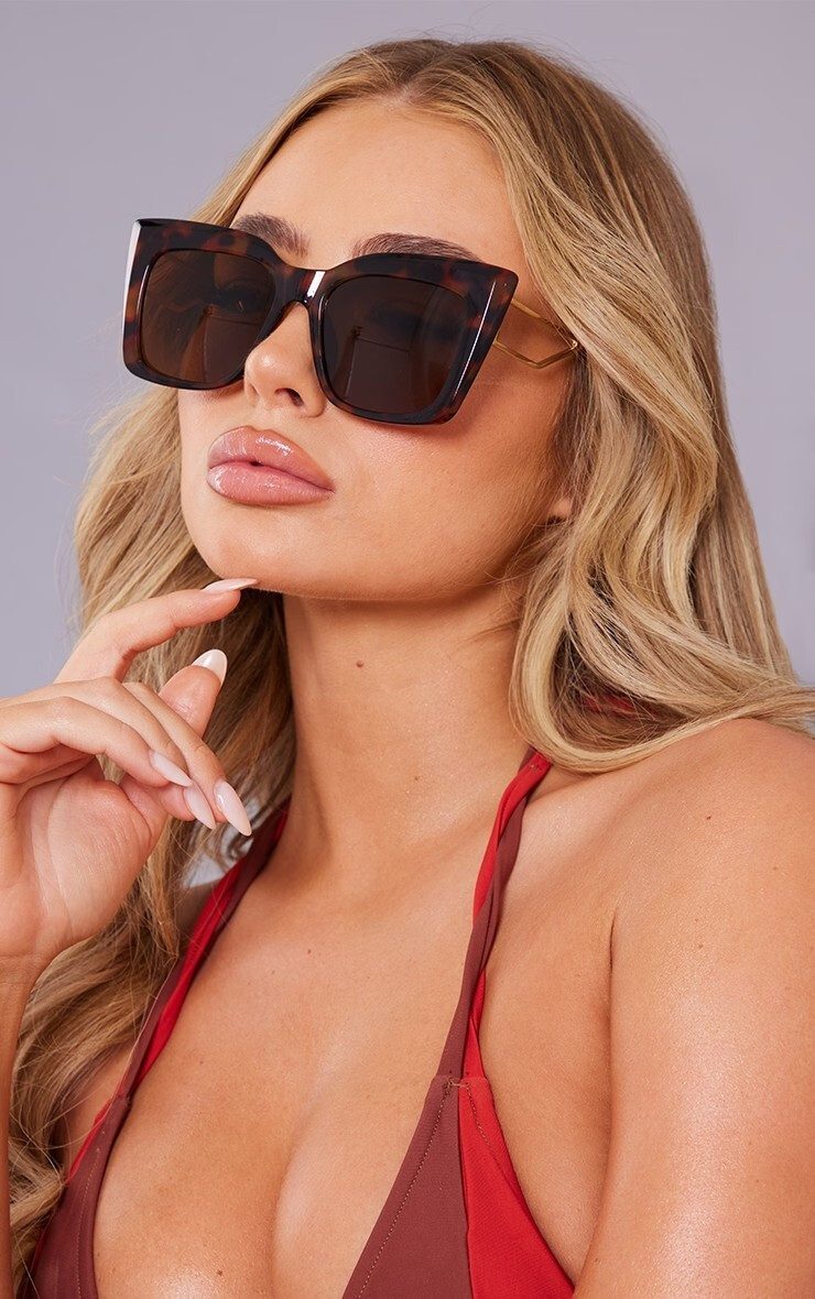 PrettyLittleThing SS 2023 — Amber Jepson #1348