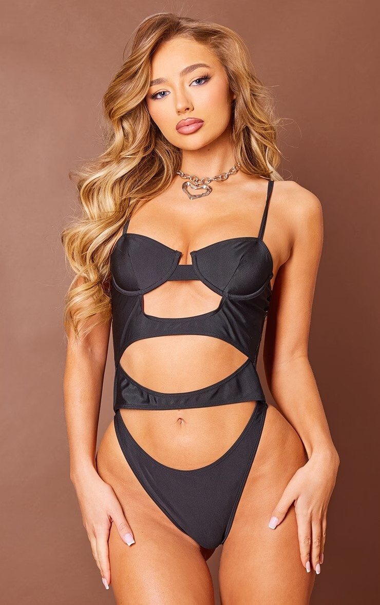 PrettyLittleThing SS 2024 — Amber Jepson #194