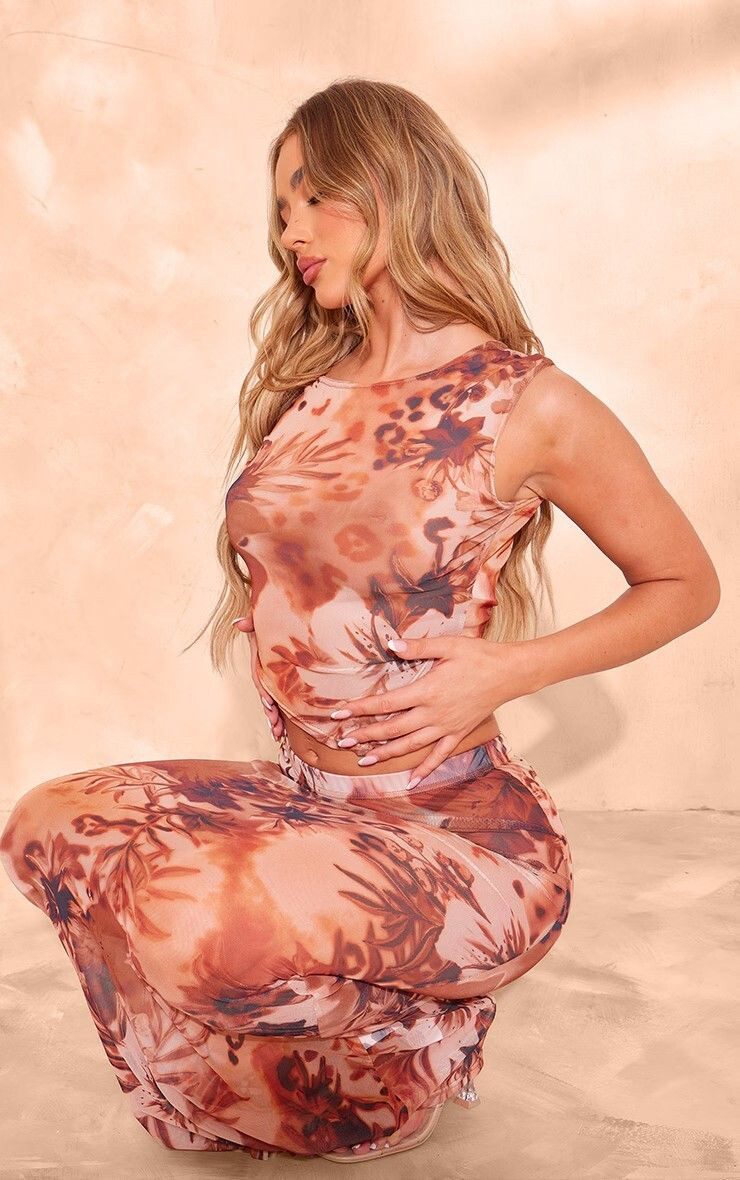 PrettyLittleThing SS 2024 — Amber Jepson #989