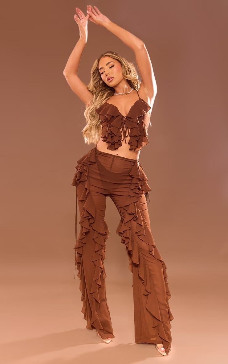 PrettyLittleThing SS 2024 — Amber Jepson #558